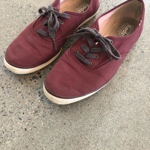 Keds Women's Canvas Sneaker - Burgundy